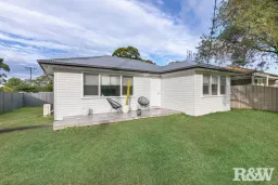 8 WALFORD ST, Woy Woy