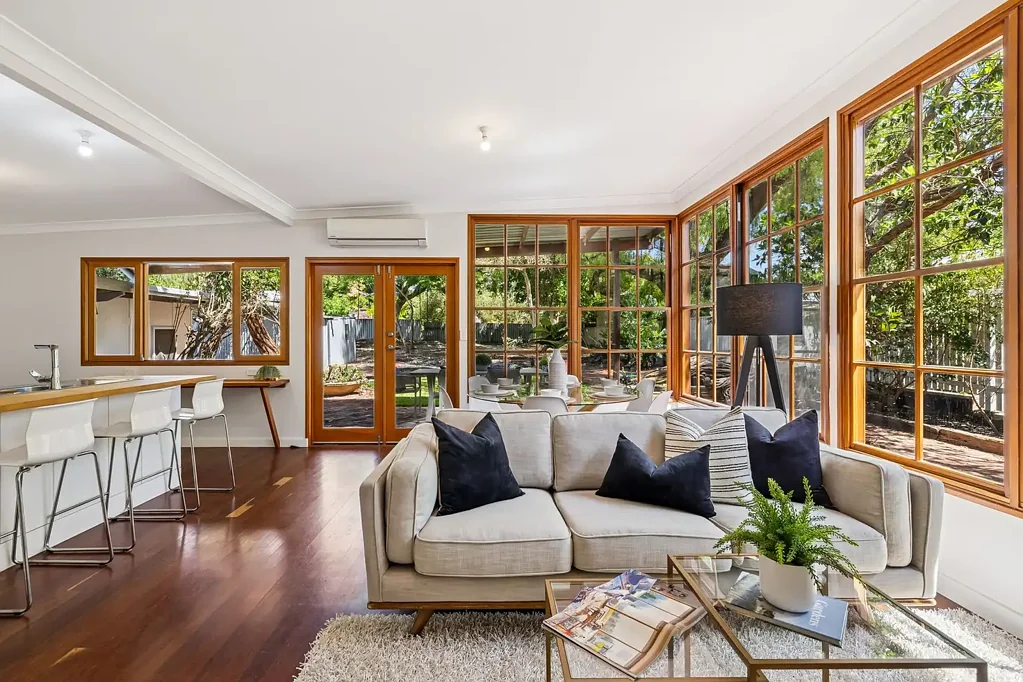 East Victoria Park 4Kwarto HEART, HISTORY & OPPORTUNITY!