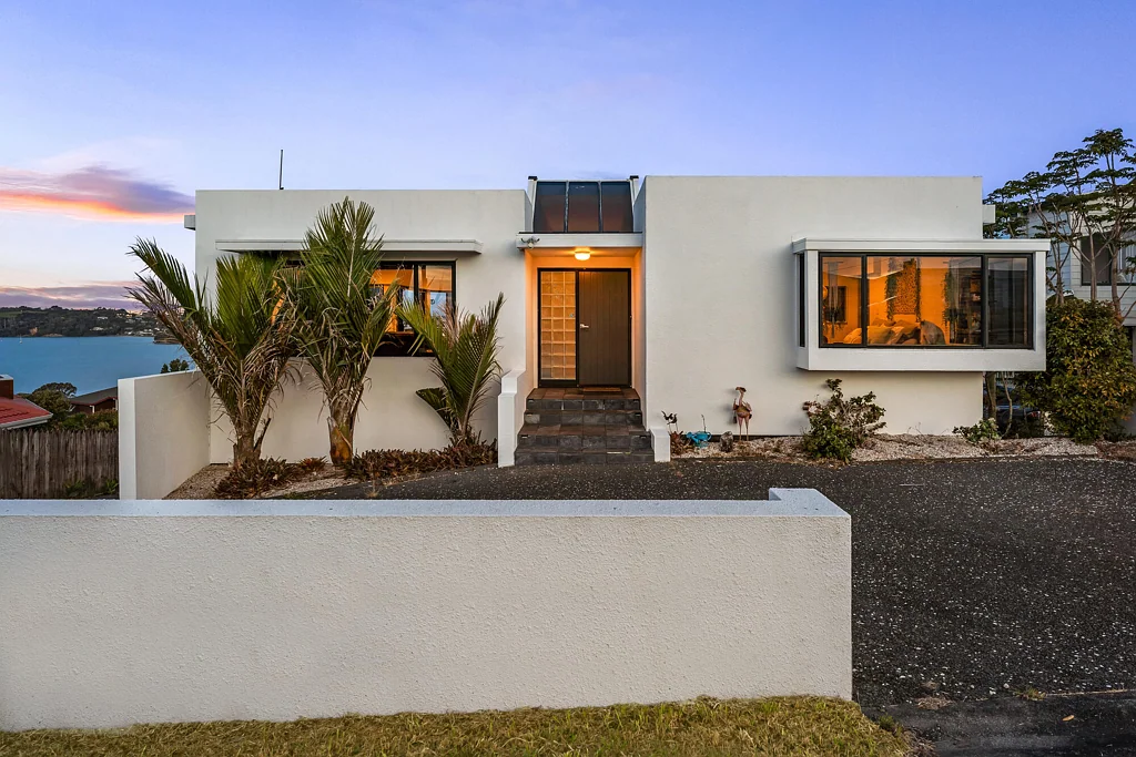 Stanmore Bay 4غرفة نوم Serious Sea Views! Serious Seller!