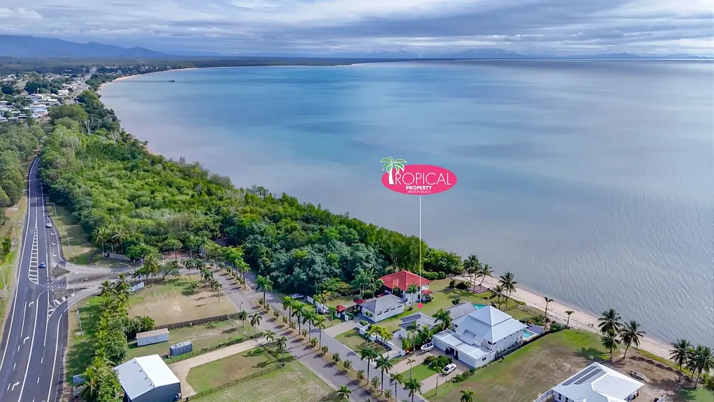 Cardwell 2房  LUXURY HOME ON THE BEACHFRONT