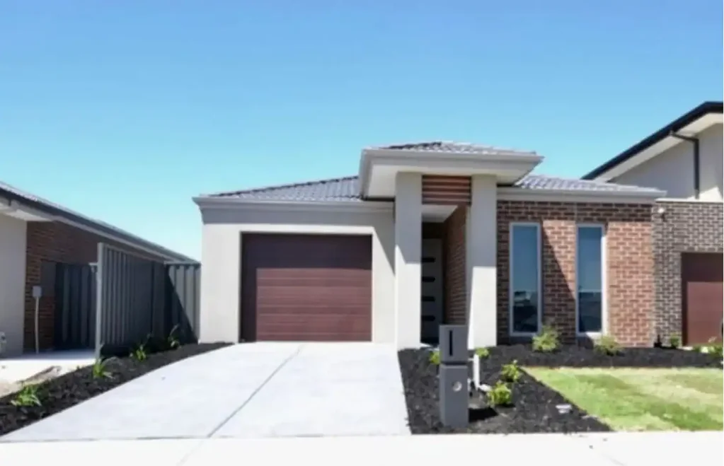Comfortable Family Living in a Convenient Cranbourne East Location