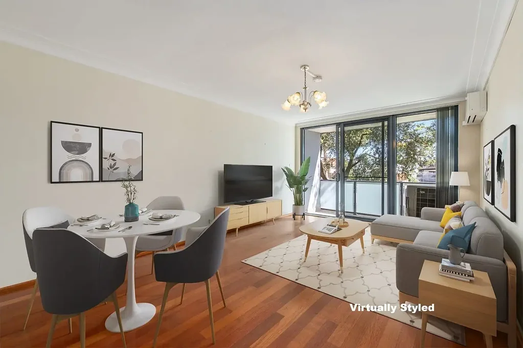North-Facing Apartment with Lock-Up Garage