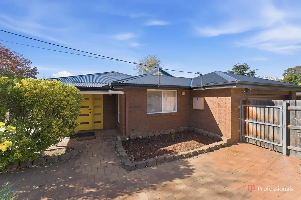 Modern Fully Furnished Home Near UNE