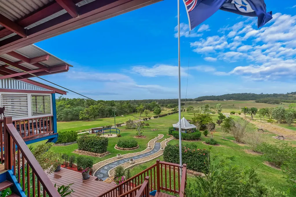 Conway 4Kwarto Elevated Lifestyle Acreage With Panoramic Coastal Views