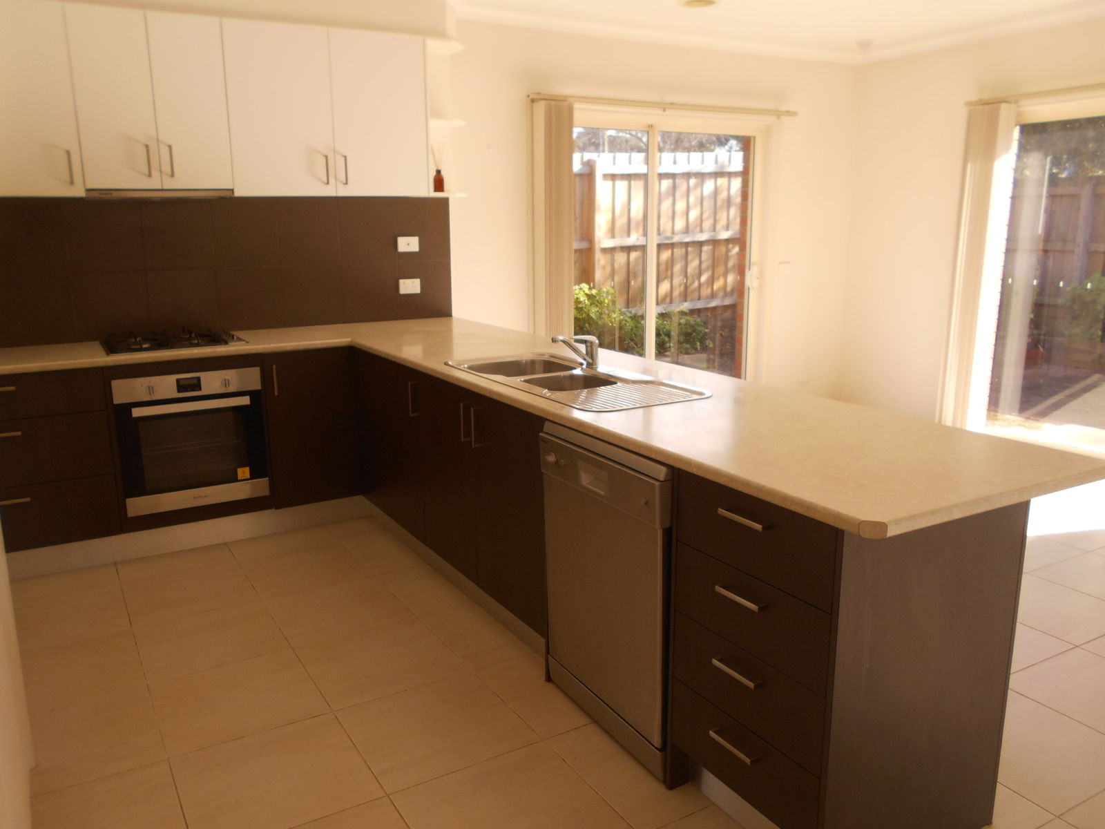 UNIT 1 5 GEORGE ST, SCORESBY VIC 3179, 0 Bedrooms, 0 Bathrooms, Townhouse