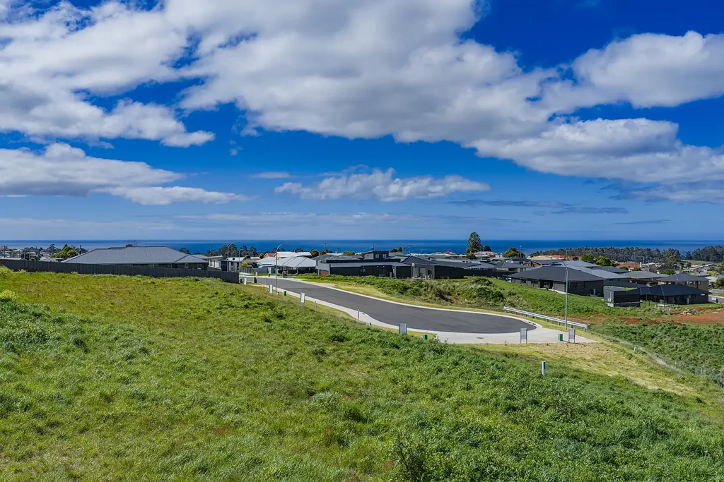 Upper Burnie  Hillburn Estate