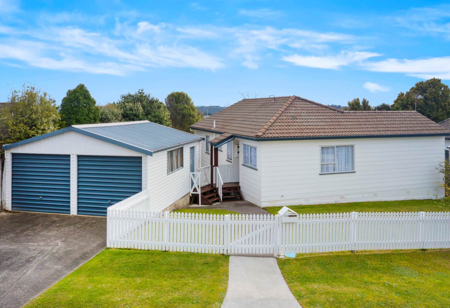 24 Santiago Crescent, Unsworth Heights, Auckland - North Shore, 3 ห้องนอน, 1 ห้องน้ำ, House