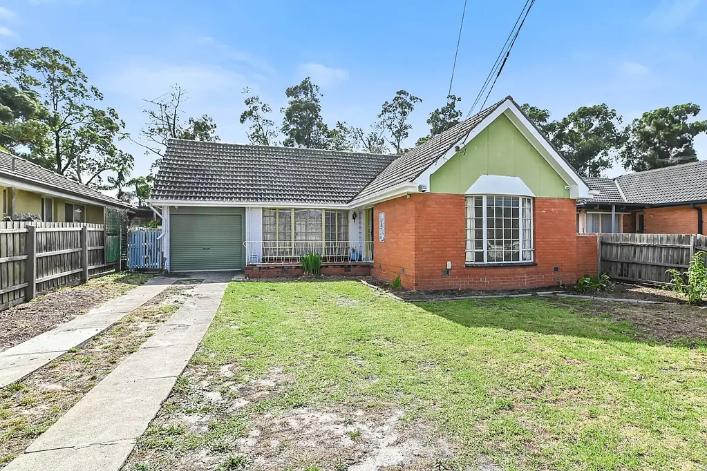 THE BRIEF: Family Home in Prime Location!