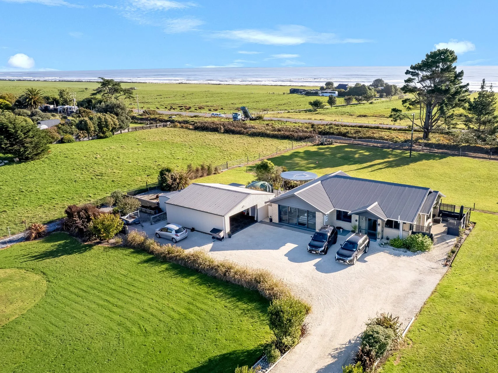 Hokitika 4Kwarto West Coast Space, Garaging and Family Flexibility