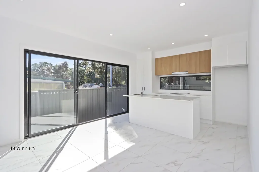Modern Granny Flat with Separate Entrance in Quiet Bexley Location