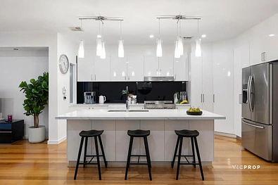 Rowville 3 Slaapkamer Closing Date Sale by Saturday 29th at 5pm (unless sold prior)