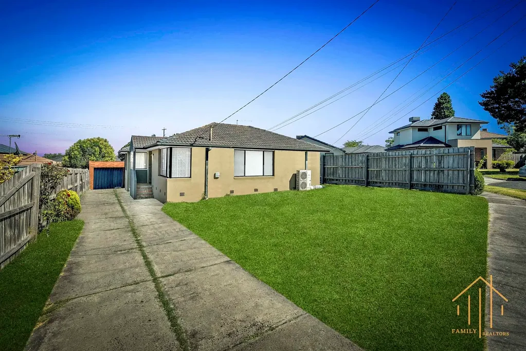 Dandenong North 4ਬੈੱਡਰੂਮ Family home in prime location!