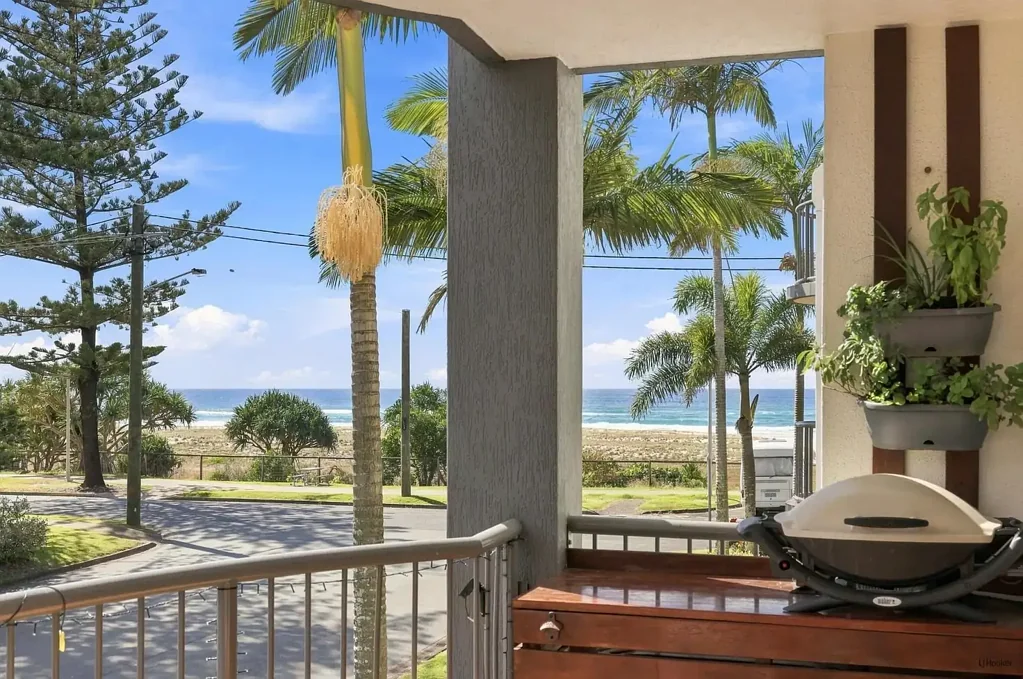 Bilinga 2房  Tahitian Vibes with Bilinga Beach Views & Tropical Resort Ambience