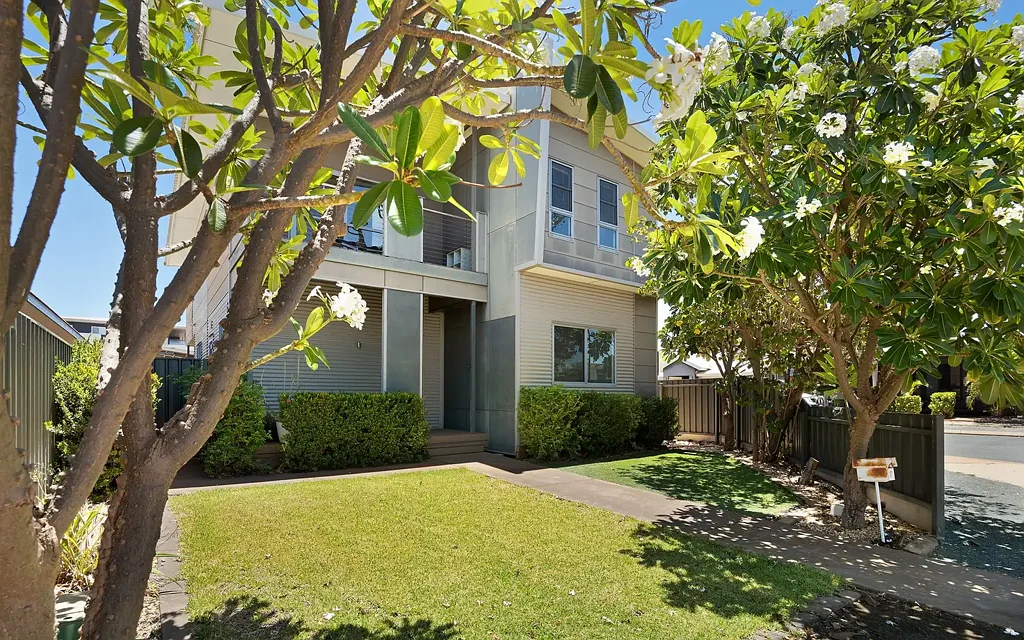 Baynton 4침실 The Perfect Blend of Space, Style & Low Maintenance Living!