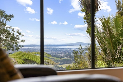 Swanson 4房  Super-Sized Home with Iconic Views