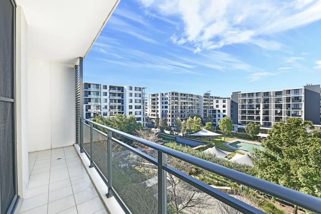 Resort-Style Furnished Living with Sunlit Spaces and Serene Garden Views