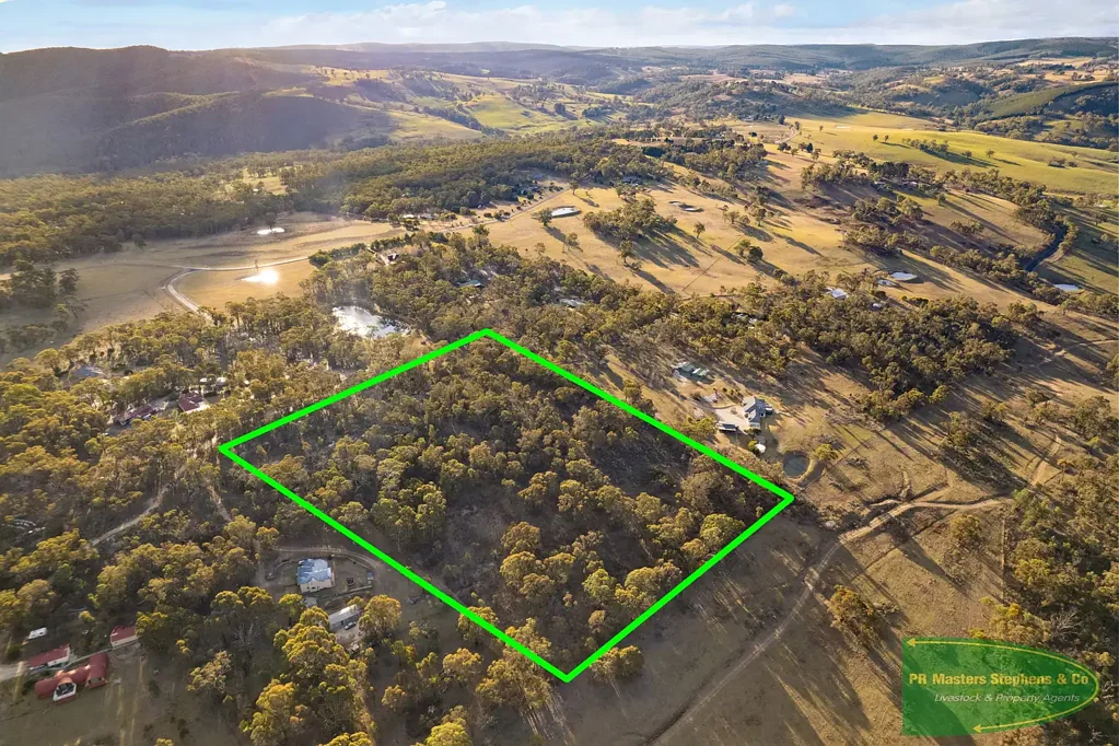 5 Hat Hill Lane, Meadow Flat, NSW 2795