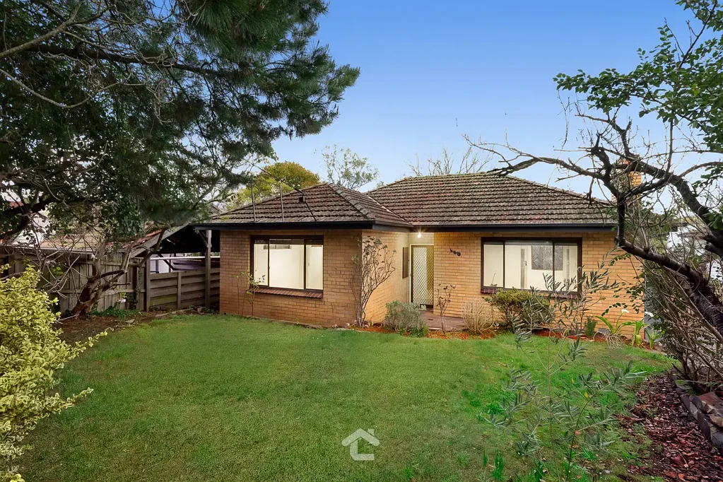 Heathmont 3Zimmer Endless Potential in a Prime Heathmont Location