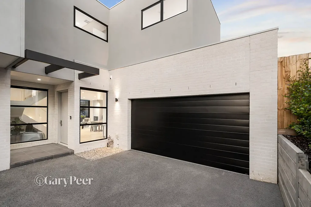 Brighton East 4ਬੈੱਡਰੂਮ Contemporary comfort in a sought-after locale