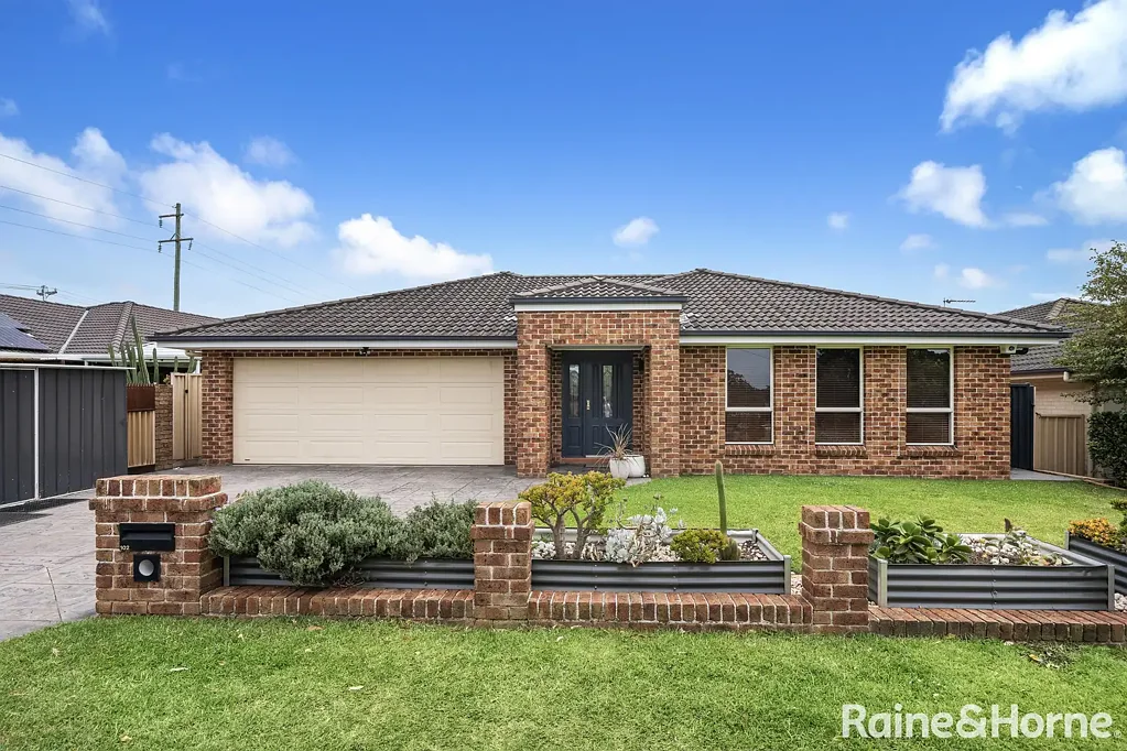 102 Walker Street, Helensburgh, NSW 2508