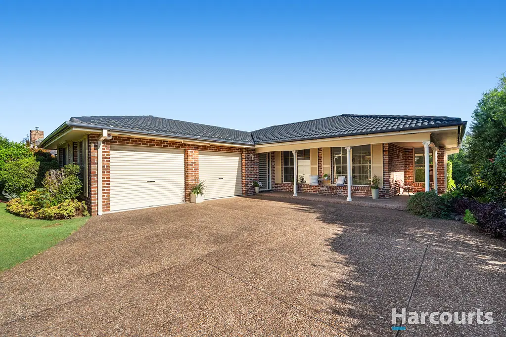 5 Bampton Close, Lakelands, NSW 2282