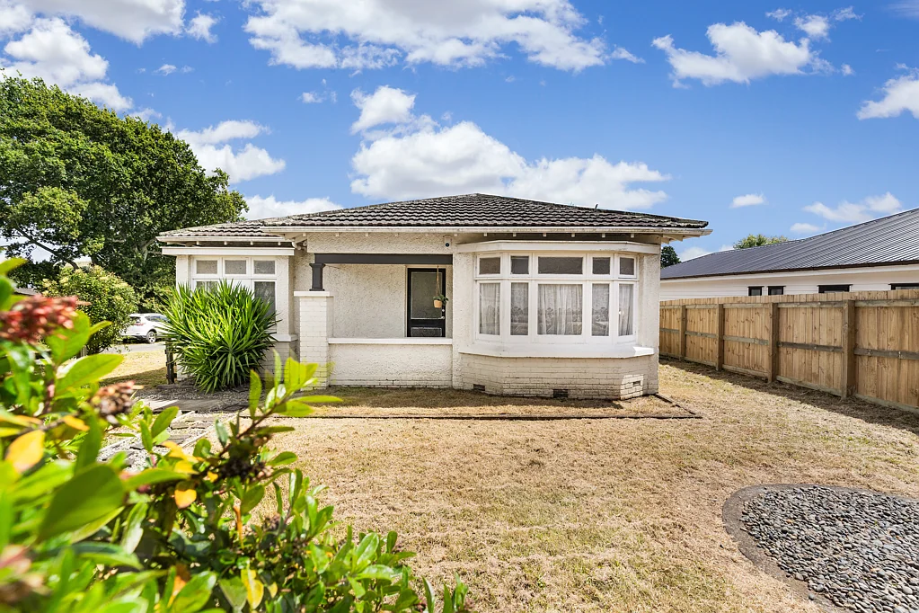 Pokeno 3Phòng ngủ Freehold, Solid & Supremely Convenient