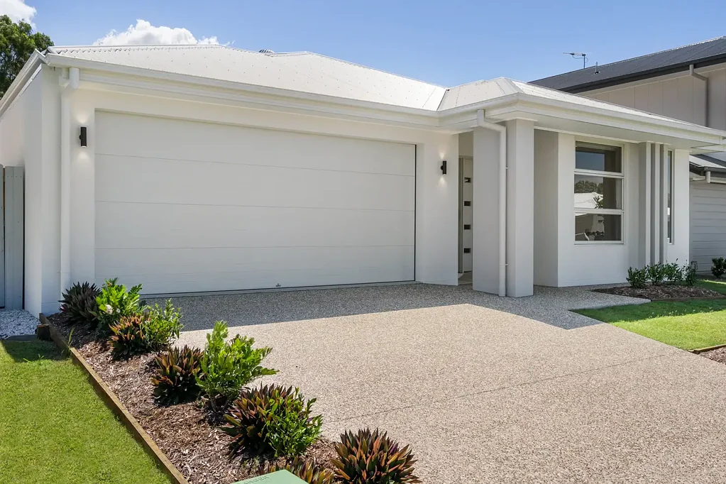 Newport 4બેડરૂમ Modern Coastal Living - Style, Space & Effortless Family Comfort