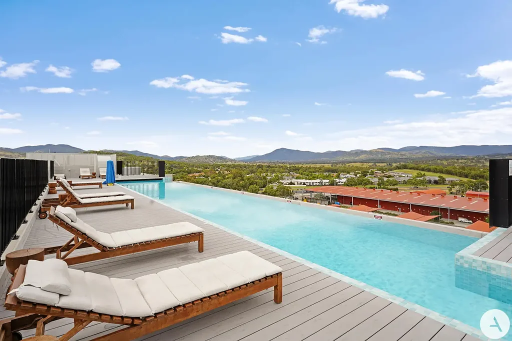 Greenway 1कमरा Modern Apartment with Stunning Mountain Views