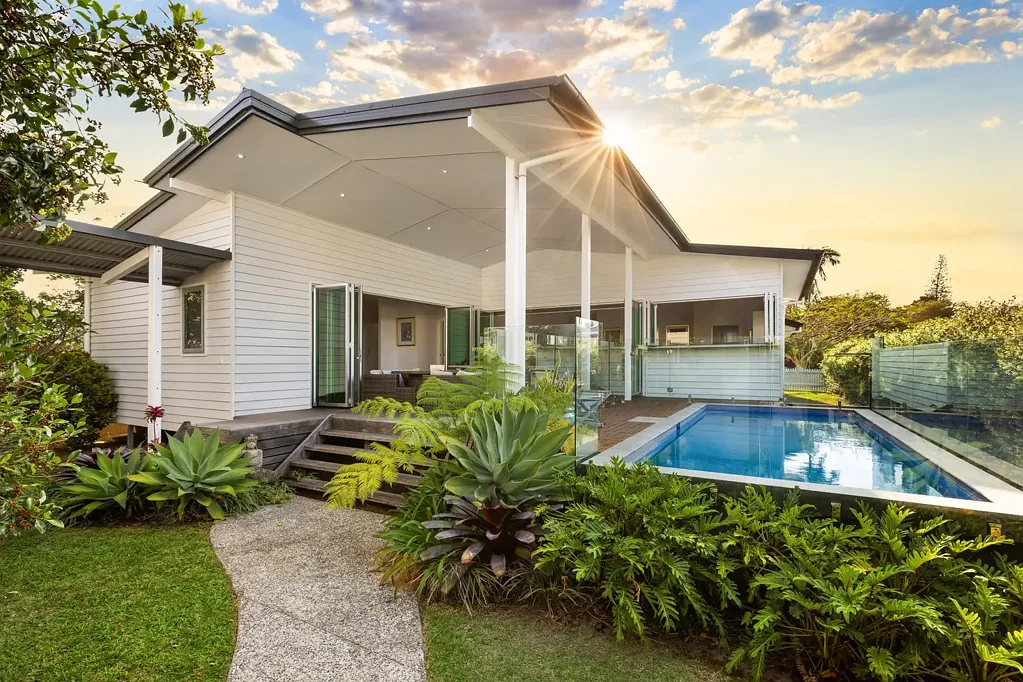 Byron Bay 5房  Coastal Living in Byron Bay’s Golden Grid