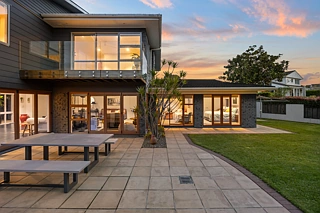 14 Davita Place, Farm Cove, Manukau City