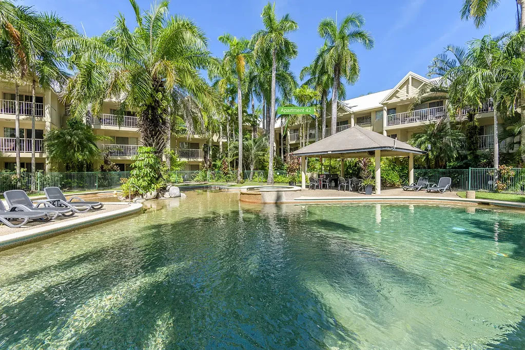 Port Douglas 3Habitaciones TOP FLOOR 3 BEDROOM APARTMENT WITH LOTS TO OFFER!