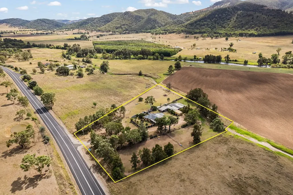 Mudgee 'MULLAMUDDY FARM' - ACREAGE ONLY 10 MINS FROM TOWN