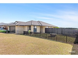 15 Burke and Wills Drive, Gracemere