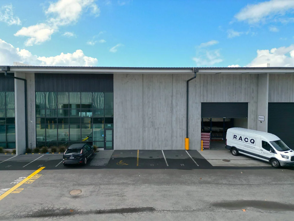 Penrose MODERN TILT SLAB INDUSTRIAL UNIT
