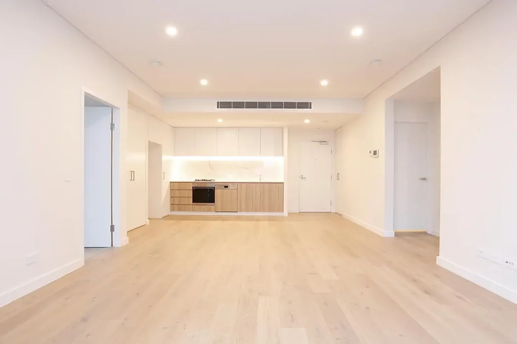 Stunning Two Bedroom Park Sydney Apartment