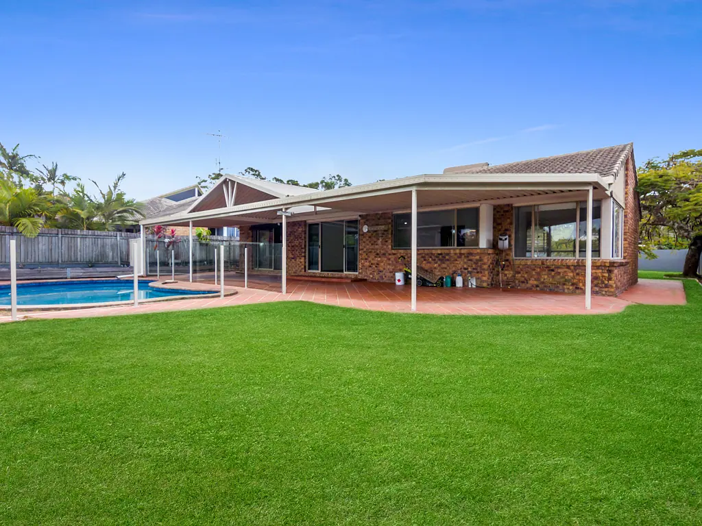 95 Karawatha Drive, Mountain Creek, QLD 4557