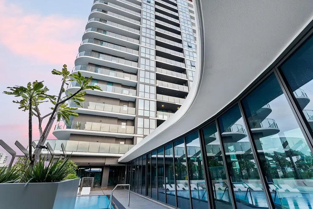 South Perth 2房  Sophisticated Riverside Living at Its Finest