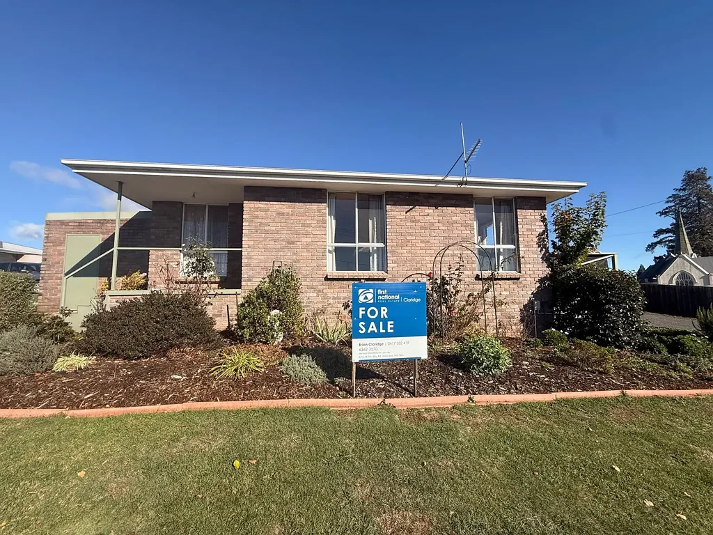 Deloraine 2 Bedroom Low maintenance two-bedroom unit in Deloraine