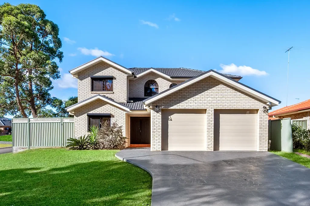 Glenmore Park 4chambre Stylish Family Sanctuary on Elevated Corner Block
