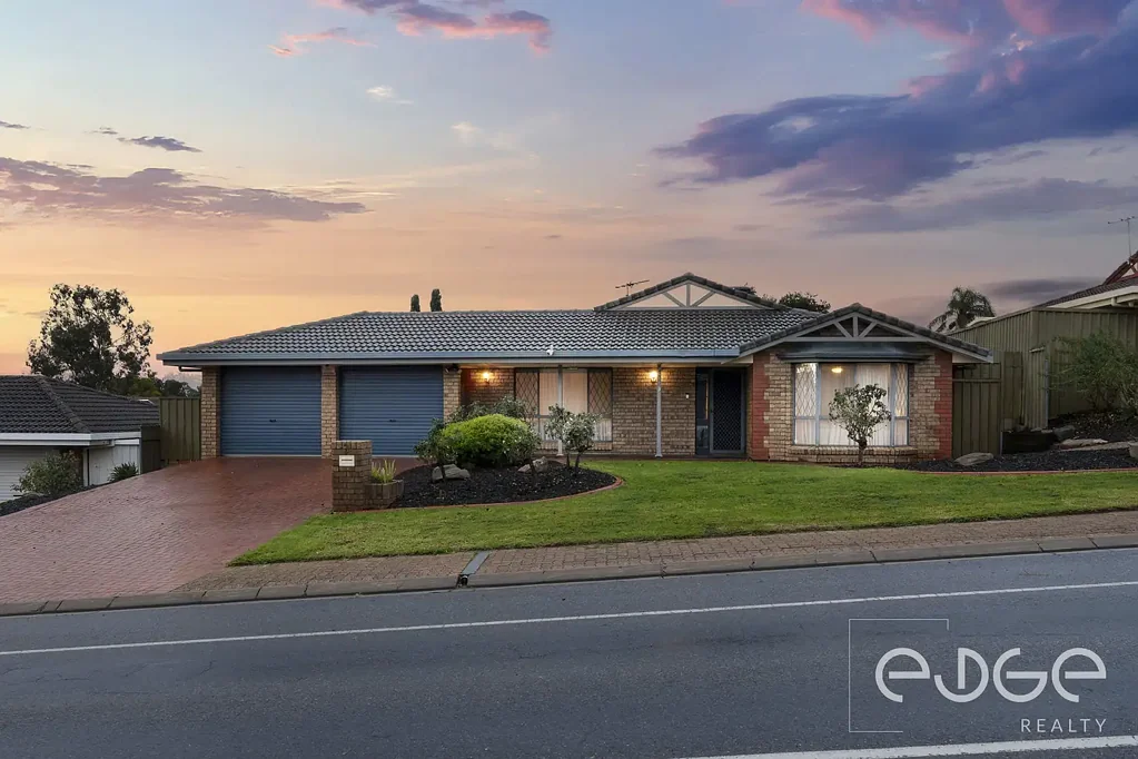 Hillbank 4 Bedroom Space, Style & Superb Entertaining!