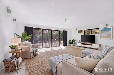 23 Carl Heck Blvd, Windaroo, QLD 4207, 5 habitaciones, 2 baños, House