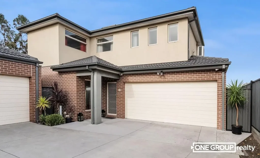 Spacious Family Home in a Convenient Location!