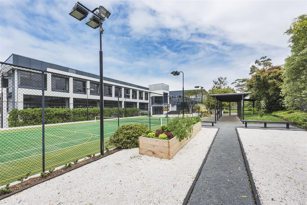 Freemans Bay CBRE - Premium Campus Office + Expansive Views