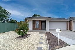 23 Clarcoll Crescent, Kangaroo Flat