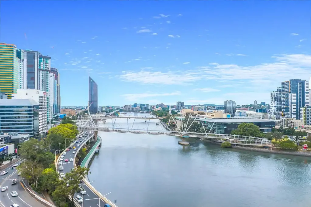 Studio Apartment in North Quay!