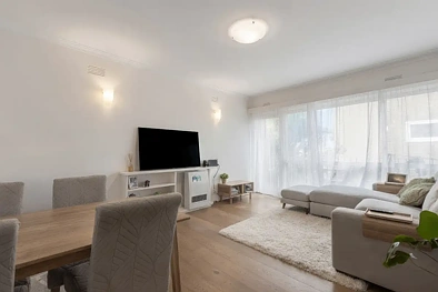 Elwood 2chambre Lifestyle, Location, and Comfort.