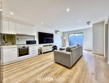 102/11 Claire Street, Mckinnon, VIC 3204, 2 Kuwarto, 1 Banyo, Apartment