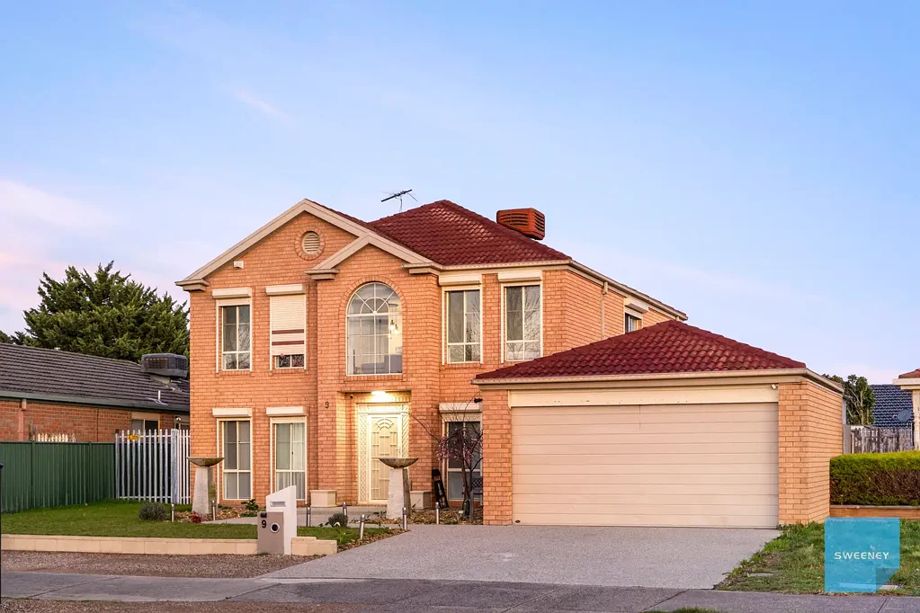 9 Kelly Avenue, Burnside, VIC 3023