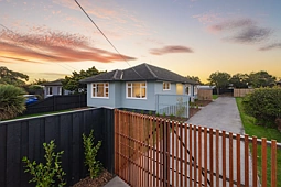 399 Pages Road, Aranui