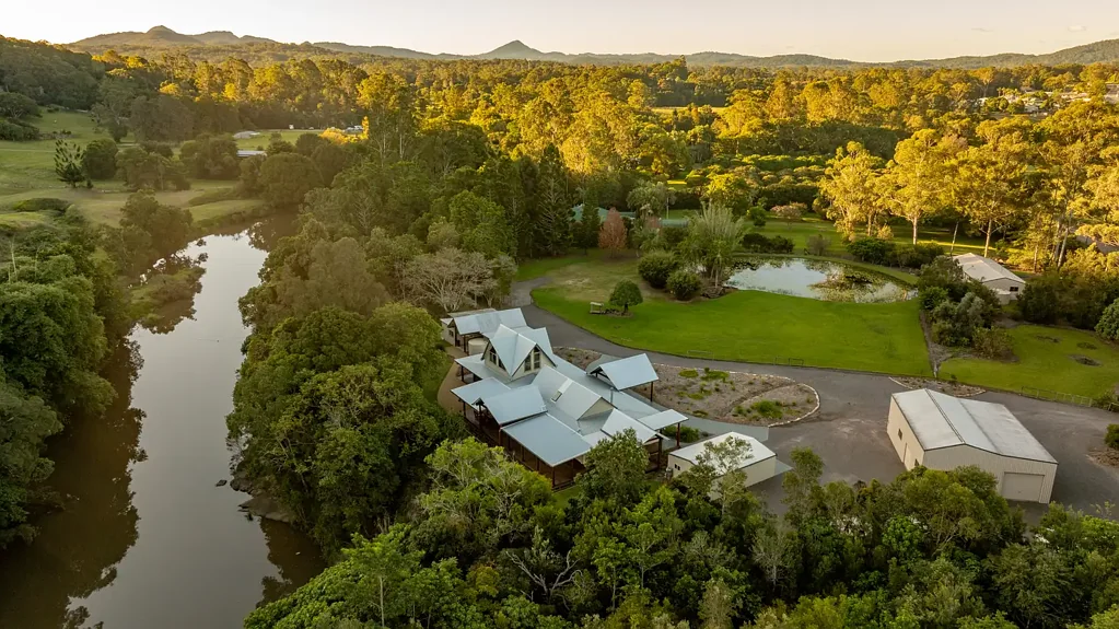 Yandina 6房  The Riverwood Residence